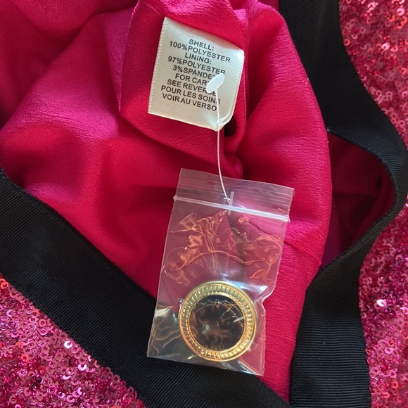 Ronny Kobo Collection vintage inspired shoulder padded mini dress. Size Small. - Picture 6 of 6